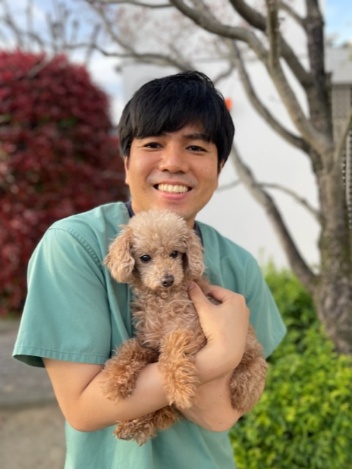 獣医師　上原 健司（うえはら けんじ）